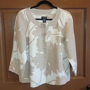 Philosophy-Linen taupe/Ivory print jacket with 2 buttons at top. Size 10. NWT.